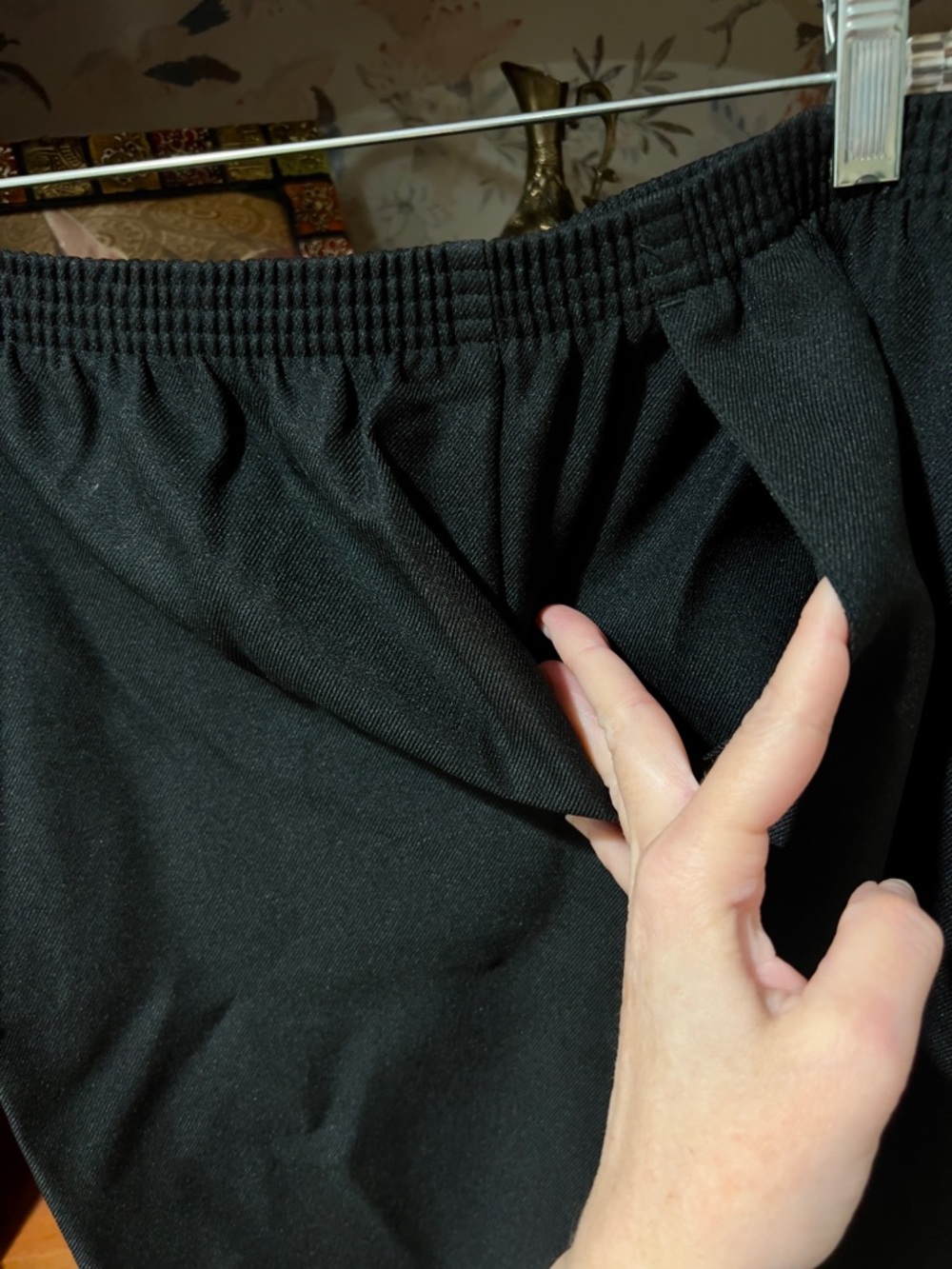 Alfred Dunner Black Wide-Leg Pull-On Pants - Picture 4 of 6